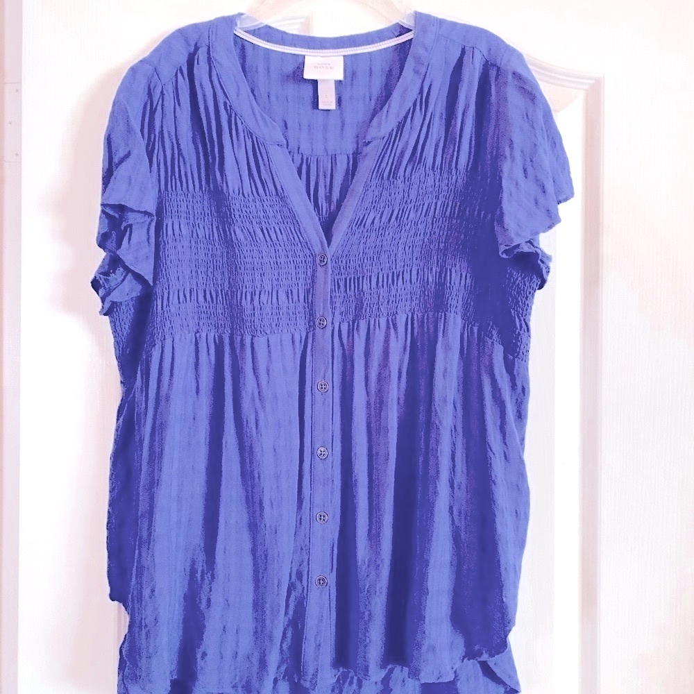 Knox Rose Women's periwinkle button down, short sleeve with elastic waist, large